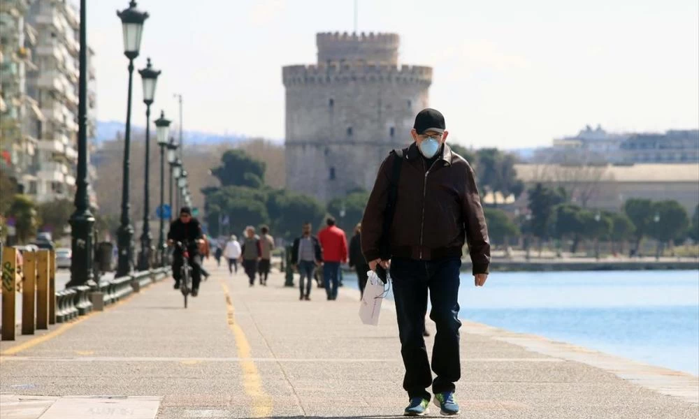 Θεσσαλονίκη: Ασθενείς μεταφέρονται σε ιδιωτικές κλινικές από το ΑΧΕΠΑ
